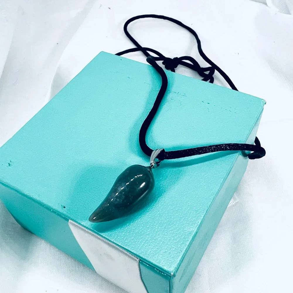 Handmade Natural Stone Green Luck Spiritual Zen Necklace Deadstock NWT Gifts NEW